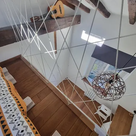 Un A Deux Pas De Paris ! *